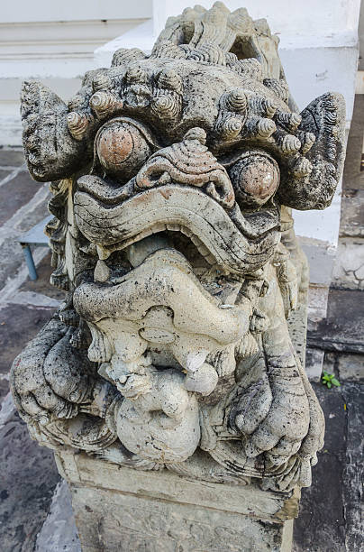 chien chinois fu - stone statue animal imitation asia photos et images de collection