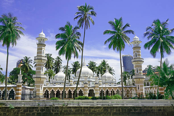 istock Landscape of Jamek Mosque, Kuala Lumpur with trees in front 459366577