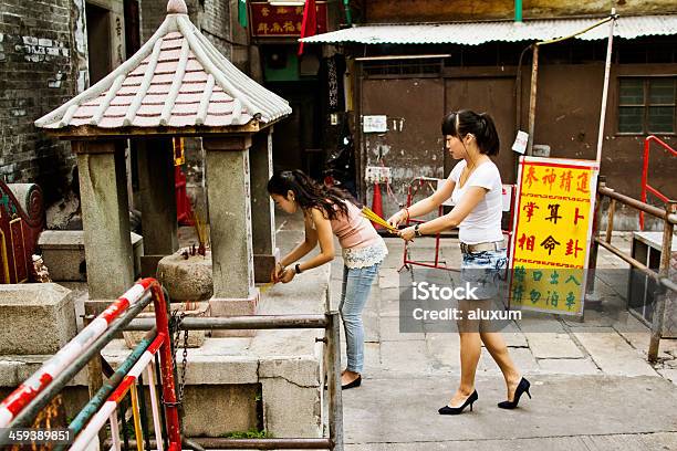 Foto de Monges Culto e mais fotos de stock de Macau - Macau, Mulheres, Adulto