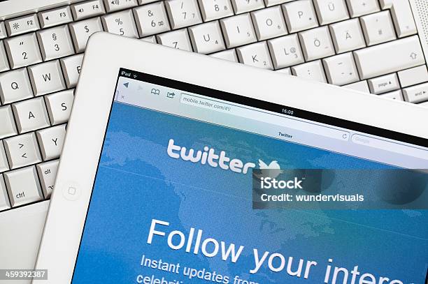 Twitter Website On Apple Ipad2 Stock Photo - Download Image Now - Online Messaging, Big Tech, Communication
