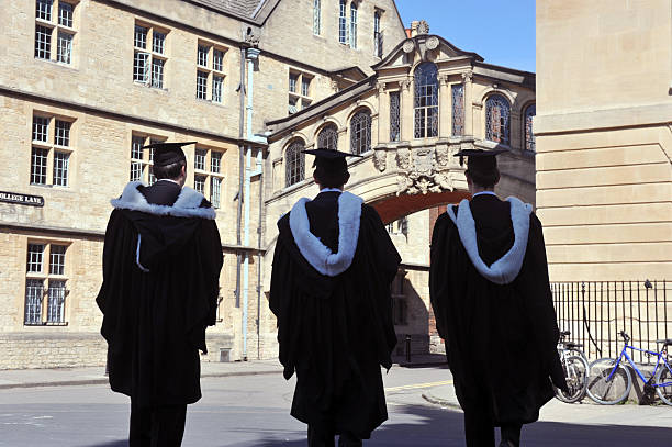 siluetas de oxford university - oxford fotografías e imágenes de stock