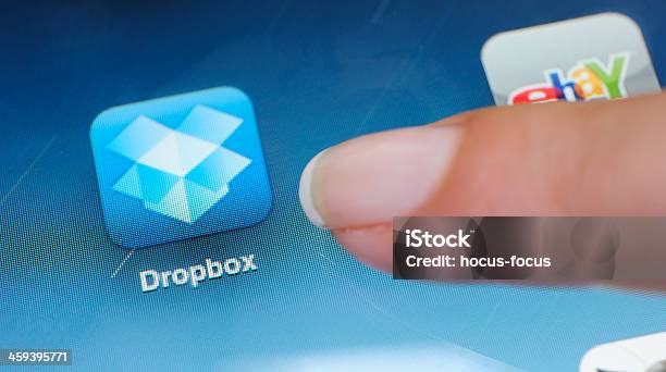 Photo libre de droit de Dropbox Application Pour Ipad banque d'images et plus d'images libres de droit de Dropbox - Dropbox, .com, Adulte