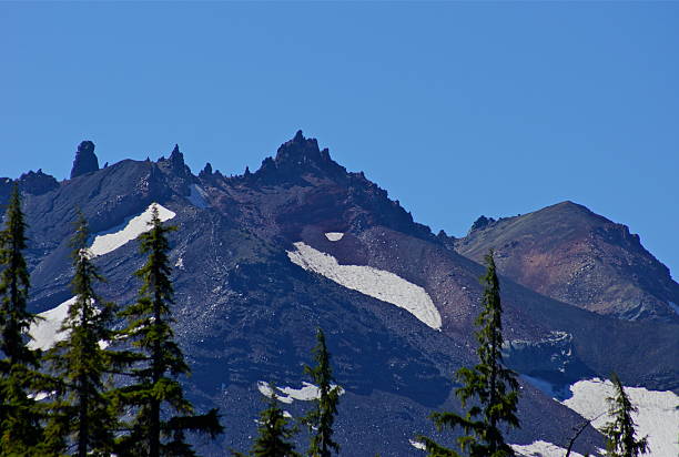 Diamond Peak's Jagged Summit Central Oregon's Cascade Range. willamette national forest stock pictures, royalty-free photos & images