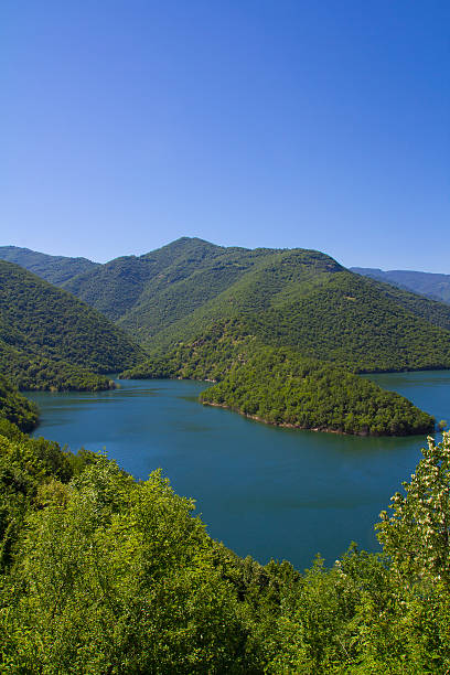 istock Lake Vacha in Rodopi mountains 459504167