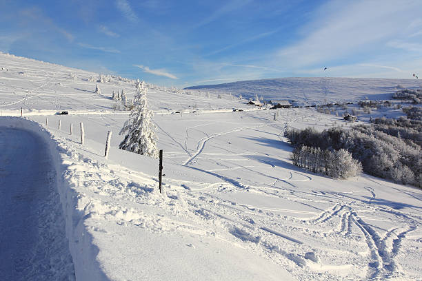 montanhas nevadascomment de vosges - frankenthal imagens e fotografias de stock