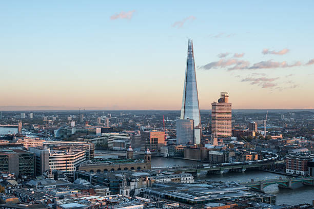 the shard - tower bridge london england panoramic bridge стоковые фото и изображения