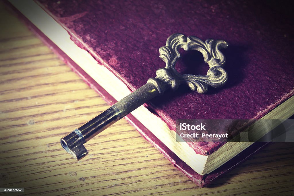 Vintage klucz na książki - Zbiór zdjęć royalty-free (Antyczny)