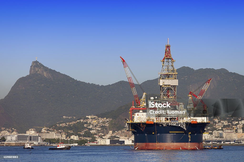 石油プラットフォーム - 石油生産プラットフォームのロイヤリティフリーストックフォト