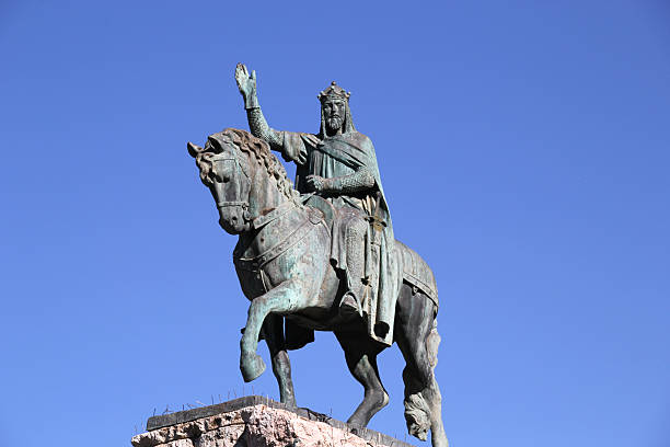 istock Statue on the plaza Espanya, Palma, Spain. 459905007