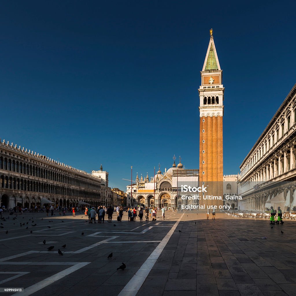 Plac San Marco i Campanile w Wenecja Włochy Wieża - Zbiór zdjęć royalty-free (Architektura)