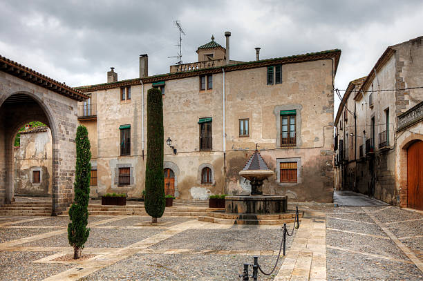 istock Historic Town Square in Castello d'Empuries 459969679