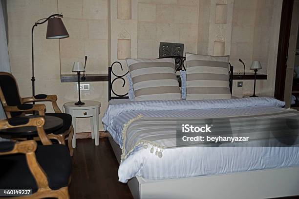 Luxuoso Quarto De Hotel - Fotografias de stock e mais imagens de Almofada - Roupa de Cama - Almofada - Roupa de Cama, Bege, Borla