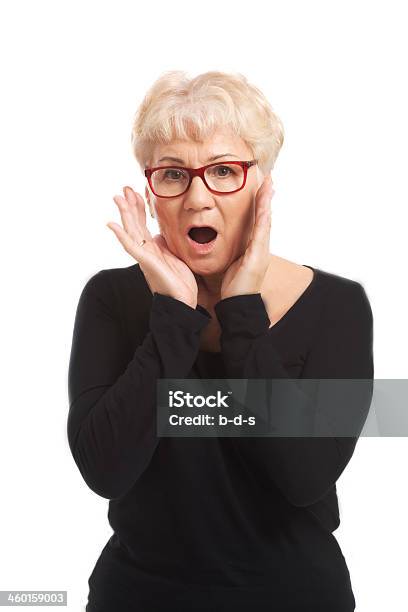 Um Old Lady Manifesta Choque Ou A Surpresa - Fotografias de stock e mais imagens de Avó - Avó, Surpresa, Choque