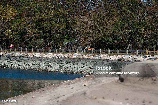 Litoral - Fotografias de stock e mais imagens de Adulto - Adulto, Ao Ar Livre, Atividade