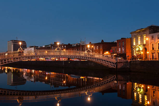 istock Ha'Penny Bridge Dublin at Dusk, Ireland 460283029