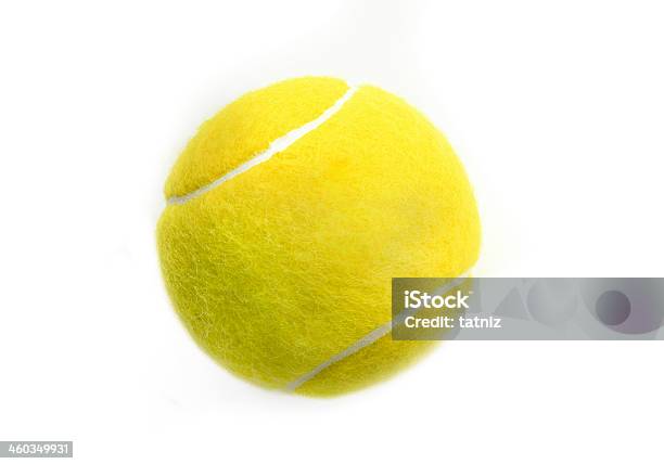 Bola De Tenis Aislado En Blanco Foto de stock y más banco de imágenes de Amarillo - Color - Amarillo - Color, Bola de Tenis, Deporte