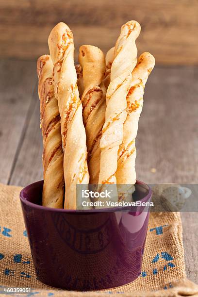 Brotsticks Mit Käse Stockfoto und mehr Bilder von Brotstange - Brotstange, Hefe, Käse
