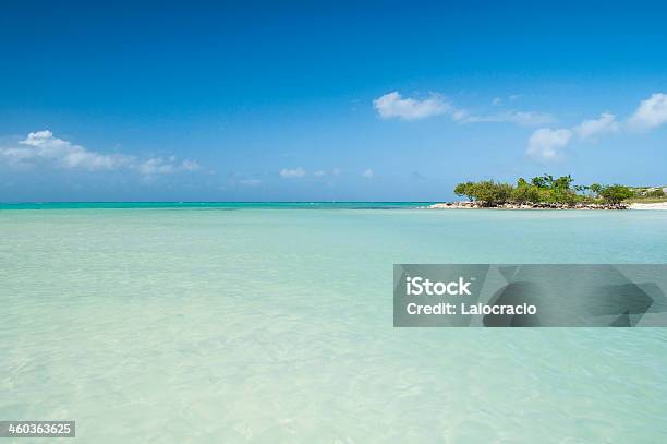 Coco Cayo Foto de stock y más banco de imágenes de Aire libre - Aire libre, Caribe, Clima tropical