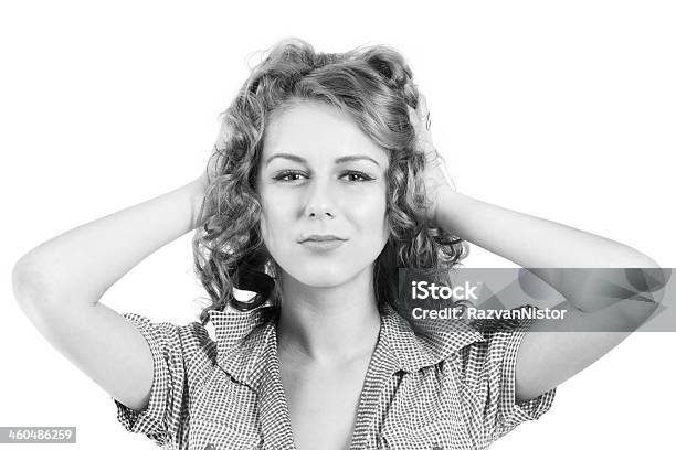 Chica Pinup En Blanco Y Negro Foto de stock y más banco de imágenes de Adulto - Adulto, Adulto joven, Belleza