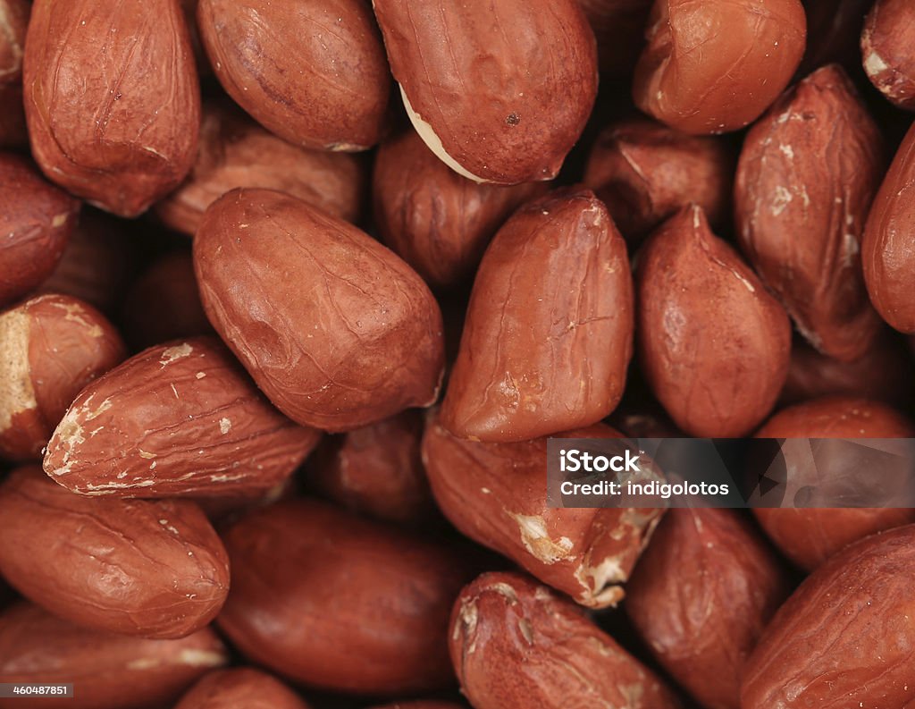 Gros plan d'un peeling cacahuètes. - Photo de Aliment libre de droits