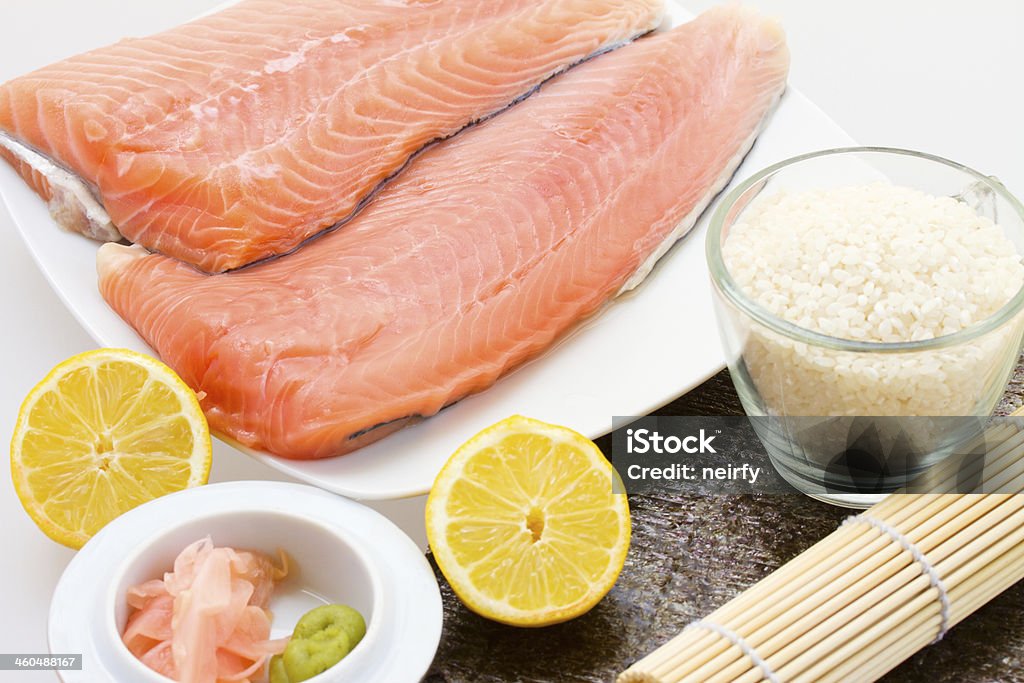 Salmão cru para shishi - Foto de stock de Alimentação Saudável royalty-free