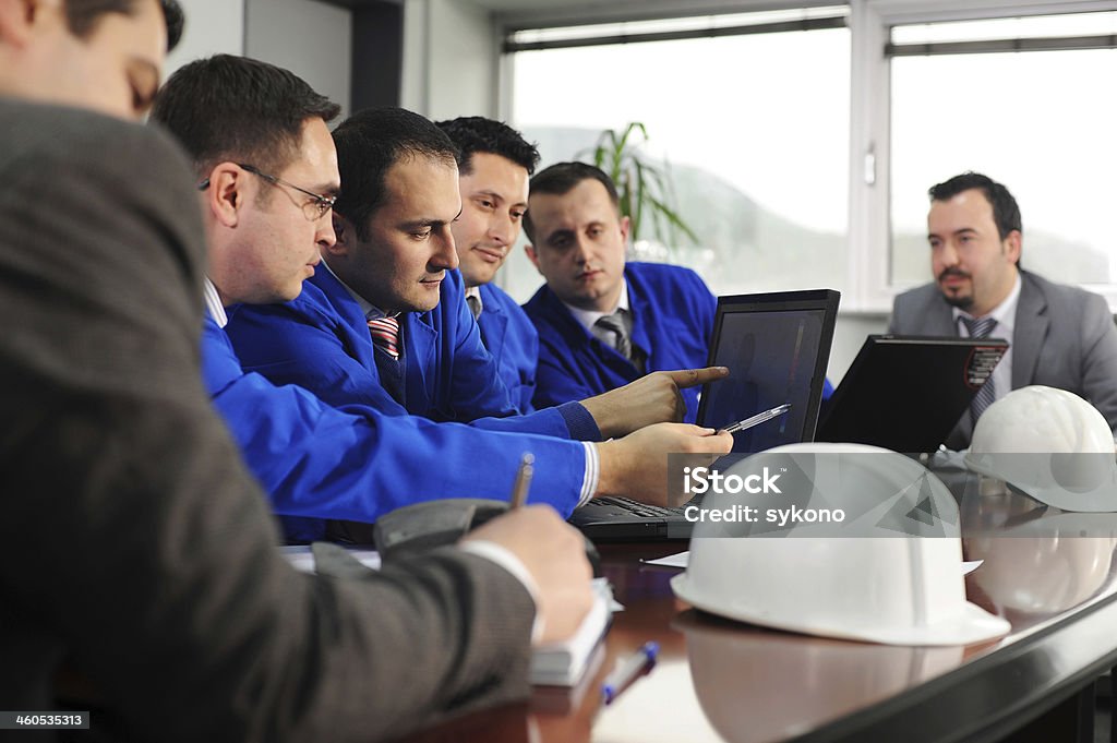 Meeting in die Ingenieure bureau - Lizenzfrei Erwachsene Person Stock-Foto