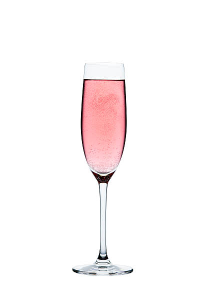 champagne rosé en verre sur fond blanc - pink champagne photos et images de collection