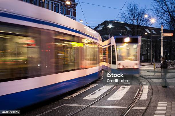 Tram Di Amsterdam - Fotografie stock e altre immagini di Trasporto pubblico - Trasporto pubblico, Amsterdam, Tranvia