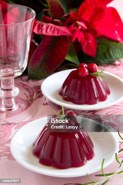 Rote Beeren Jelly Geringe Tiefenschärfe Stockfoto und mehr Bilder von Baum - Baum, Dekoration, Dessert