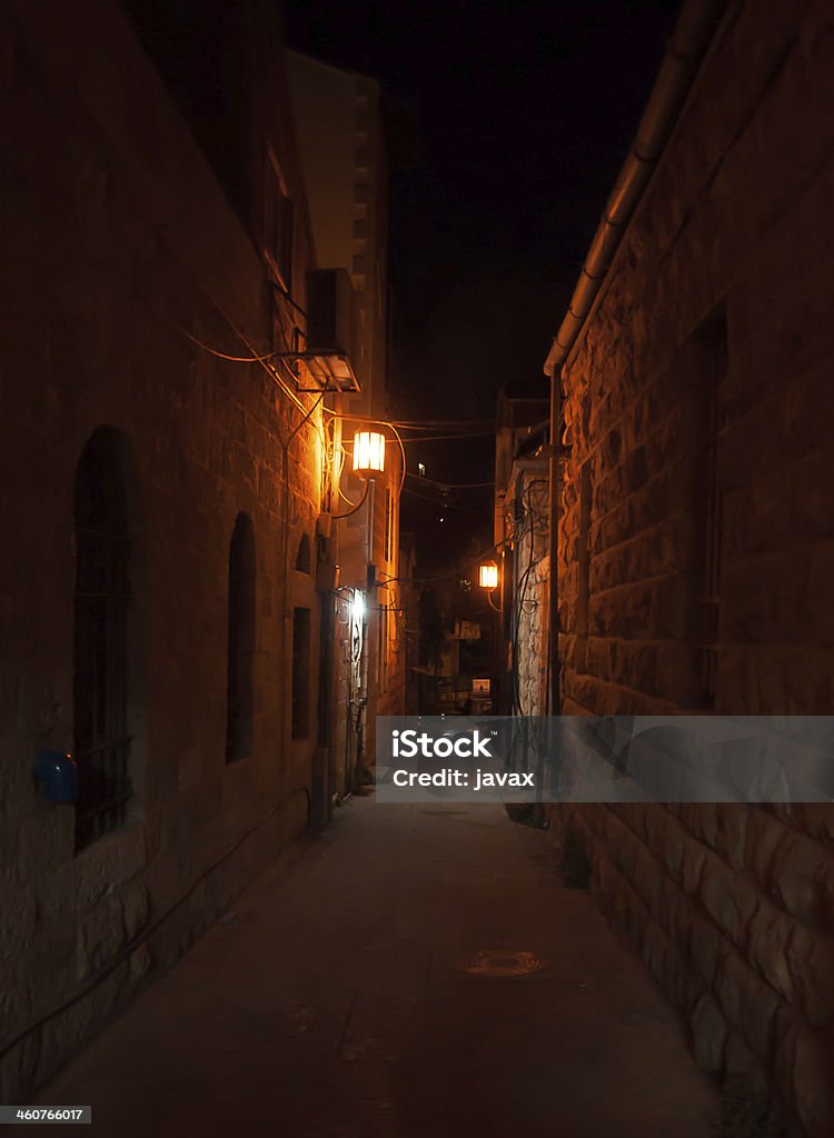 Nuit romantique street - Photo de Capitales internationales libre de droits