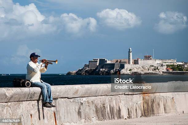 Trompetero Foto de stock y más banco de imágenes de Cuba - Cuba, Fotografía - Imágenes, Hispanoamérica