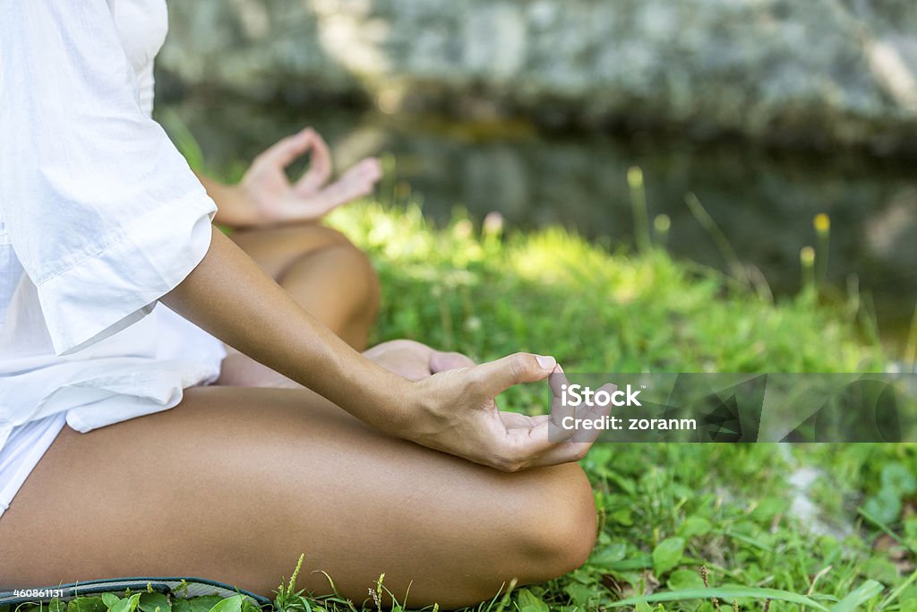 Clase de Yoga - Foto de stock de Actividades y técnicas de relajación libre de derechos