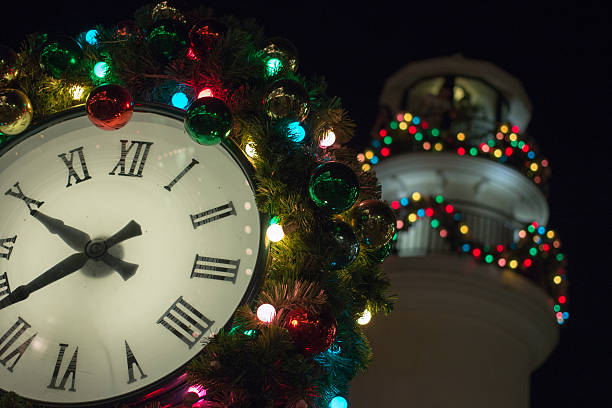 istock Christmas ball around the clock 461026037