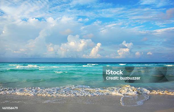 Wunderschöne Karibik Meer Strand Stockfoto und mehr Bilder von Atlantik - Atlantik, Fotografie, Horizontal