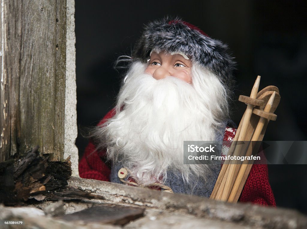 Santa na neve - Foto de stock de Artigo de decoração royalty-free