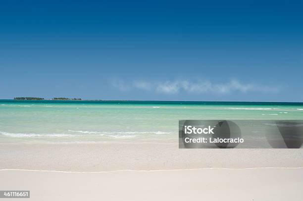 Playa Caribe Foto de stock y más banco de imágenes de Agua - Agua, Aire libre, Arena