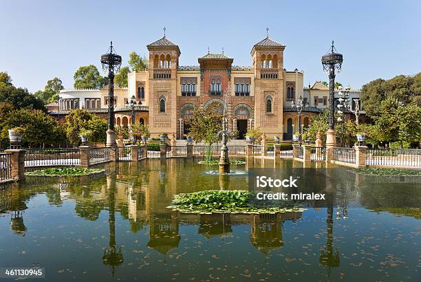 Photo libre de droit de Museo De Artes Y Costumbres Populares À Séville En Espagne banque d'images et plus d'images libres de droit de Parc Maria Luisa