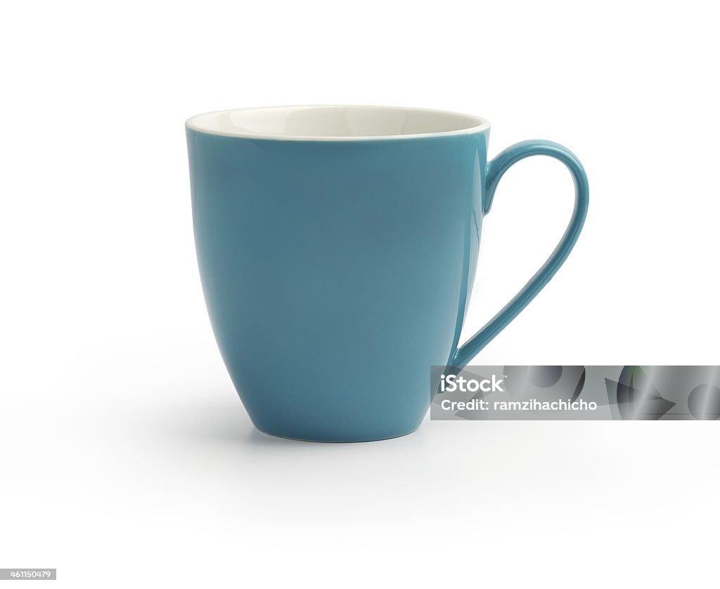 Blaue Tasse, isoliert auf weißem Hintergrund - Lizenzfrei Heißgetränk-Gefäß Stock-Foto