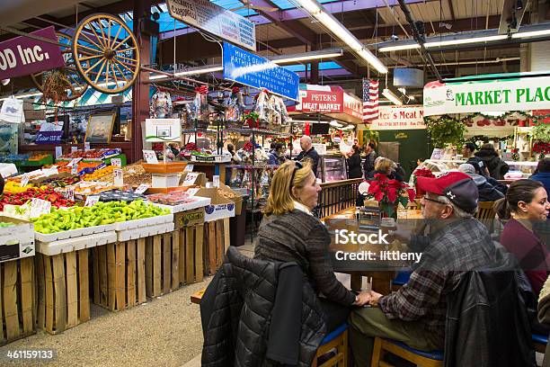 Arthur Avenue The Bronx Stock Photo - Download Image Now - The Bronx, New York City, Cafe