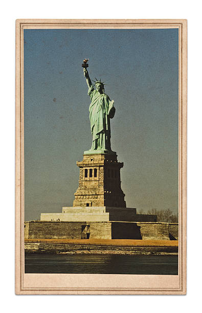 istock Vintage Statue of Liberty 461162459