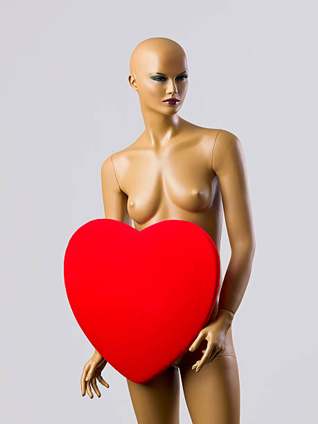 манекен держит заслушал формы - female likeness naked sensuality copy space стоковые фото и изображения