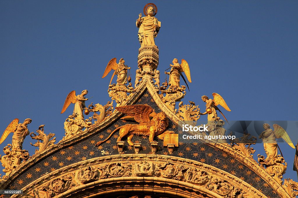 Basilique di San Marco au lever du soleil, Venise, Italie - Photo de Ange libre de droits