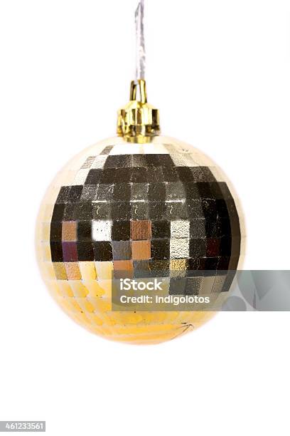Bolas De Navidad Doradas Foto de stock y más banco de imágenes de Amarillo - Color - Amarillo - Color, Articulación facetaria, Articulación humana
