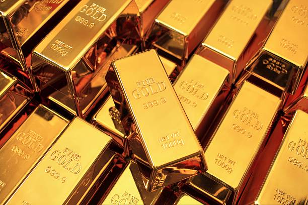 Gold bars Many gold bas in a row ingot photos stock pictures, royalty-free photos & images
