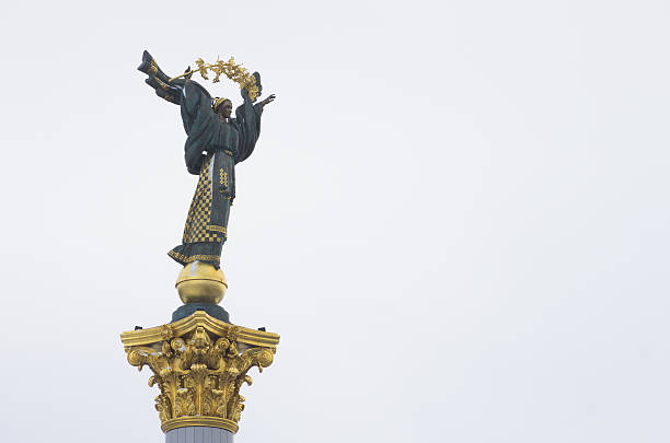 istock Kiev , the angel statue , in Maydan square 461815461