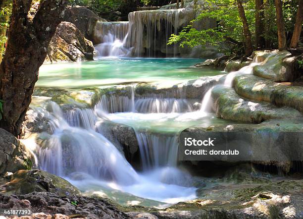 Красивый Водопад В Национальный Парк Эраван — стоковые фотографии и другие картинки Азия - Азия, Влажный тропический лес, Вода