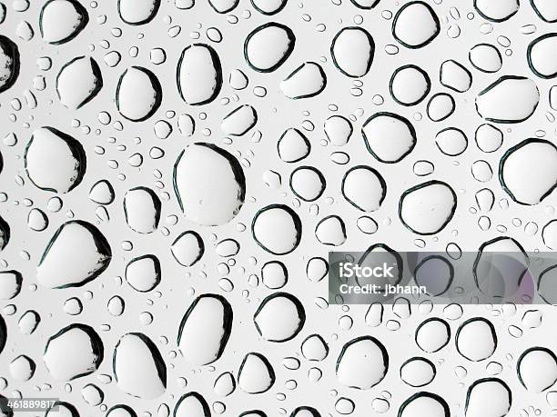 Foto de Gotas Dágua e mais fotos de stock de Abstrato - Abstrato, Bolha - Estrutura física, Borrifo