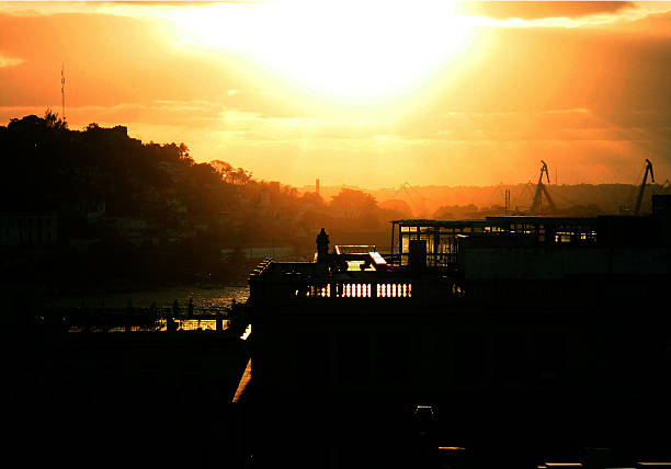 pôr-do-sol - grandchester imagens e fotografias de stock