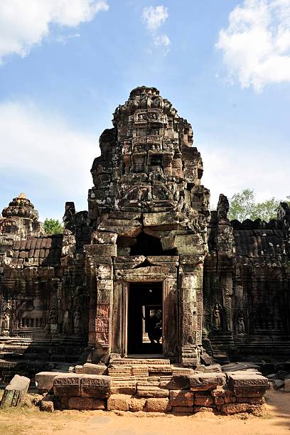 istock Relic of ancient temple Ta Som 461940329
