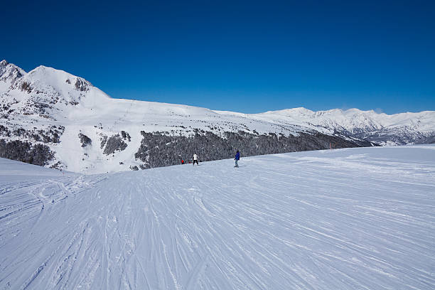 istock Ski piste in Pyrenees mountains 461981773